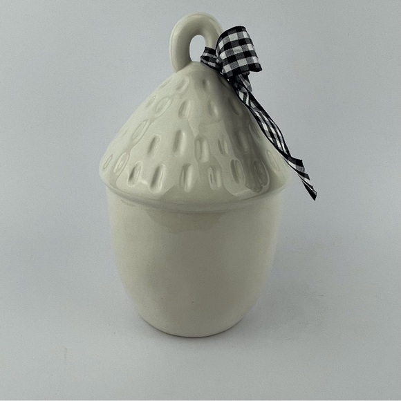 Rae Dunn Birdhouse Nest - Picture 4 of 9